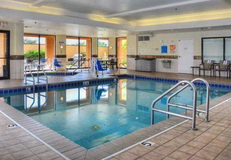 Courtyard By Marriott Indianapolis South Hotell Eksteriør bilde